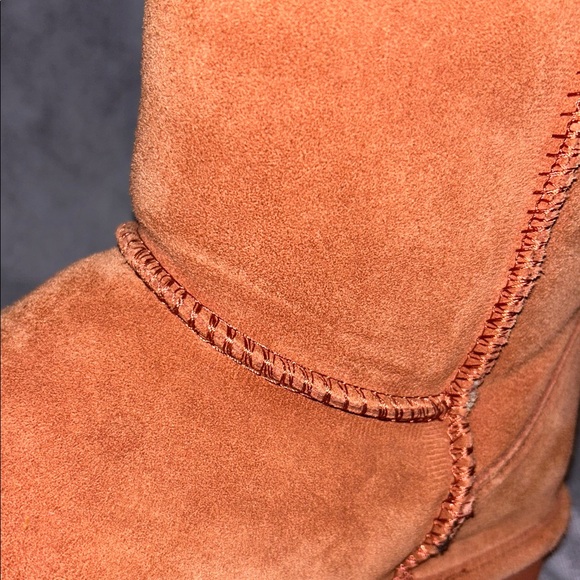 BEARPAW “Elle” Suede Short Boots with Wool Lining - Picture 12 of 12